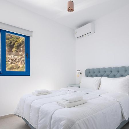 Molos Apartments ลูโตร ภายนอก รูปภาพ